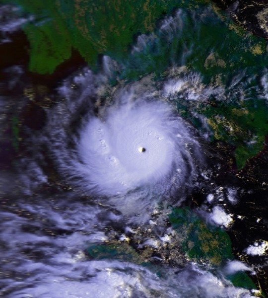 Typhoon Gay 1989 - The storm that sunk the Seacrest